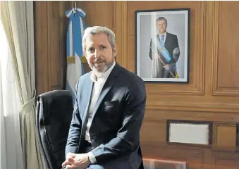  ??  ?? Ministro. Rogelio Frigerio estuvo al frente de las negociacio­nes con los gobernador­es.