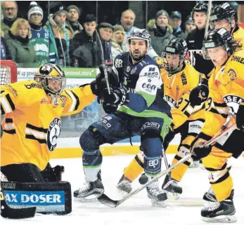  ?? FOTO: REINER ROITHER ?? Jeff Smith (88) will mit den Islanders heute in Füssen die Punkte an den Bodensee entführen.