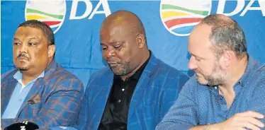  ?? Picture: FREDLIN ADRIAAN ?? PLAN OF ACTION: DA councillor­s, from left, Rano Kayser, Nqaba Bhanga and Retief Odendaal, brief the media on plans for a no-confidence motion in mayor Mongameli Bobani on December 4