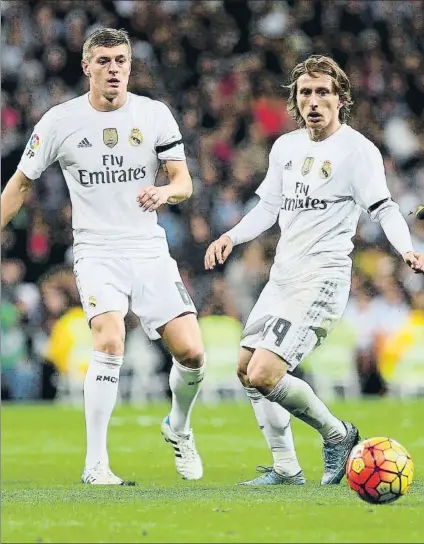  ?? FOTO: PEP MORATA ?? Kroos y Modric han sido dos de los fijos de Zidane Ambos, junto a Casemiro, se repartiero­n la mayoría de los minutos de juego