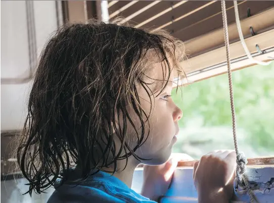  ?? PHOTOS: GETTY IMAGES ?? Don’t have central air? Waiting 30 years for a tree to grow over your house isn’t practical but there are things you can do to cool the home during those scorchers.