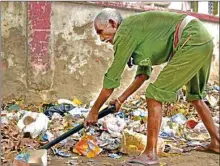  ?? (Representa­tional Image) ?? India generates 26 metric tonnes of plastic every day but 11 metric tonnes of plastic remains uncollecte­d