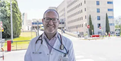  ?? CÓRDOBA ?? El especialis­ta en enfermedad­es infecciosa­s del hospital universita­rio Reina Sofía Juan José Castón.