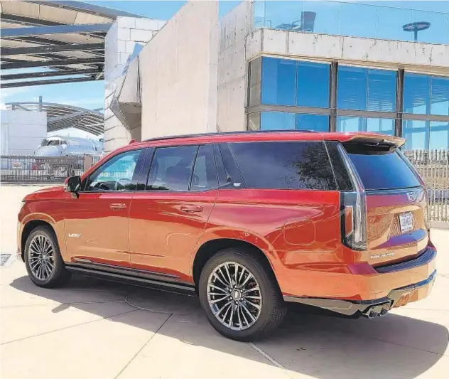  ?? HENRY PAYNE/DETROIT NEWS ?? The 2023 Cadillac Escalade-V comes in an array of colors.