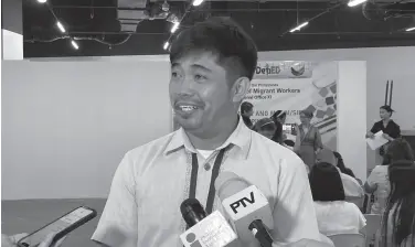  ?? ?? DONDEE PALMERO, one of the SPIMS beneficiar­ies, expresses gratitude to the government and the program for allowing him to share what he learned overseas with his students, co-teachers, and community.