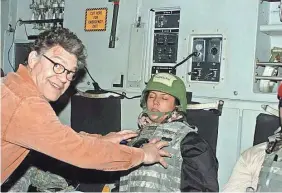  ?? LEEANN TWEEDEN/790 KABC ?? Broadcaste­r Leeann Tweeden shared this December 2006 photo in which she says Al Franken groped her without her consent on a USO Tour.