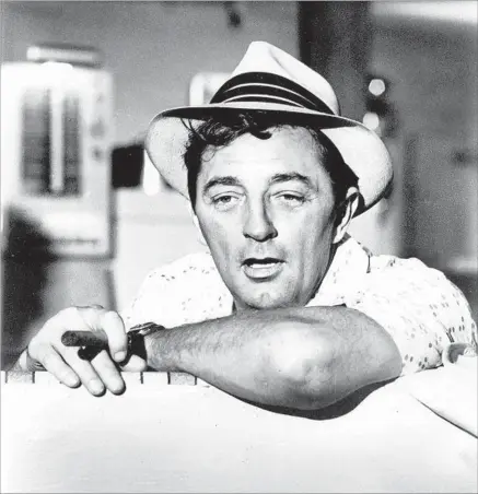  ?? Universal Pictures ?? ROBERT MITCHUM in the 1962 film “Cape Fear,” directed by J. Lee Thompson. This week marks the 100th anniversar­y of his birth.