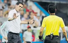  ?? FOTO: EFE ?? Fernando Hierro debutó en el banquillo de España con un empate