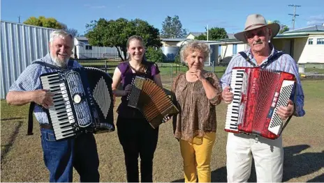  ?? Photo: File ?? SQUEEZE TIME: Gerry Van Den Heuvel, Suzannah Pegg, Jeanette Cummerow and John Bishop came from all over to perform at the Maclagan Squeezebox Festival.