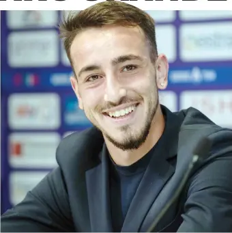  ?? SESTINI ?? Gaetano Castrovill­i (22 anni), centrocamp­ista della Fiorentina