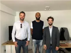  ??  ?? Kanoute with Ibrahim Hernandez (left) and Luqman Nieto (Seville Mosque Foundation)