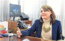  ??  ?? NATALIA GIOMBI es jueza desde 2017 en Menores.