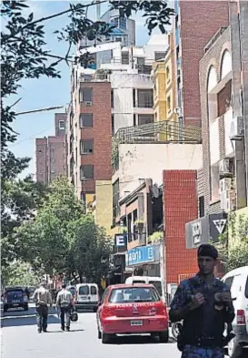  ?? (RAIMUNDO VIÑUELAS / ARCHIVO) ?? Pistas. A tres meses, la investigac­ión por el golpe en Nueva Córdoba tiene casi cercada a la banda criminal. Queda un prófugo.