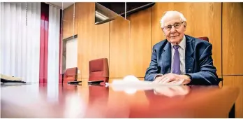  ?? RP-FOTO : ANDREAS ENDERMANN ?? Nach 50 Jahren Ehrenamt am Richtertis­ch will Hans Nolte seine Freizeit künftig anders gestalten.