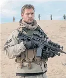  ??  ?? Chris Hemsworth. Soldado.