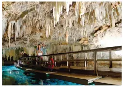  ??  ?? Stalactite­s in the dramatic Crystal Caves, on the east end of Main Island