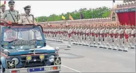  ??  ?? Jodhpur commission­er of police Prafulla Kumar inspects a guard of honour during the passing-out parade of constables on Saturday. HT PHOTO