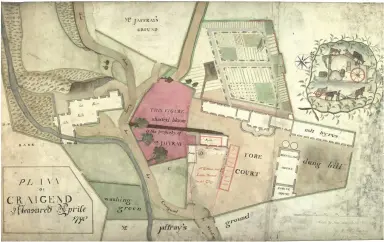  ?? ?? Plan of Craigend, St Ninians, Stirlingsh­ire, showing byres and distillery, April 1798. Crown copyright, National Records of Scotland, RHP80866
Helm Blend Whisky Label. Crown copyright, National Records of Scotland, CE57/4/50