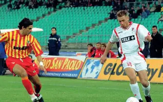  ??  ?? Fantantoni­o Antonio Cassano ai tempi del Bari è stato l’ultimo, vero prodotto del vivaio biancoross­o a spiccare il volo