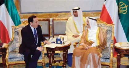  ??  ?? KUWAIT: His Highness the Amir Sheikh Sabah Al-Ahmad Al-Jaber Al-Sabah met yesterday with Tunisian Minister of Foreign Affairs Khamis Al-Jehinawi. — Amiri Diwan photo