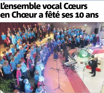  ?? (Photo Maguy) ?? Un public toujours plus nombreux et fidèle a apprécié les prestation­s vocales de ces  choristes quelquefoi­s reprises en choeur.