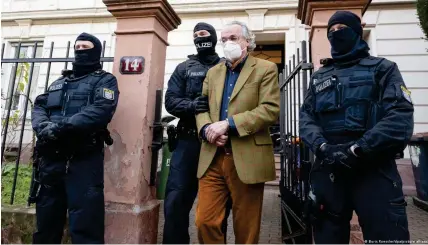  ?? ?? Le plus célèbre des suspects arrêtés est un descendant de la maison de Thuringe, Heinrich XIII Prince Reuß
Image : Boris Roessler/dpa/picture alliance