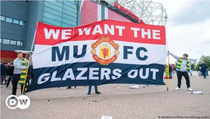  ??  ?? Die Fans von Manchester United haben kein Verständni­s für die Klubbesitz­er und deren Pläne