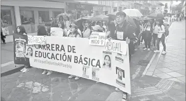  ?? Archivo ?? Familias de las víctimas efectuaron numerosos plantones y marchas exigiendo justicia por la muerte de sus seres queridos. /