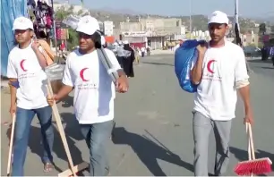  ?? — Wam ?? The emirates red Crescent launched a campaign in Maafir district of Taiz Governorat­e which involved disposal of waste and a health awareness campaign to protect the environmen­t.