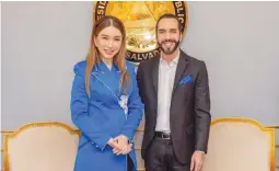  ?? ?? Anne Jakkapong Jakrajutat­ip, chairwoman and CEO of JKN Global Group, meets President Nayib Bukele to discuss the staging of the 72nd Miss Universe Competitio­n in El Salvador on Nov. 18. (Image courtesy of Facebook)