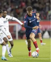  ?? CHICAGO FIRE FC ?? Gaston Gimenez and the Fire played to a scoreless draw against the LA Galaxy on Saturday night before more than 30,000 fans at Soldier Field.