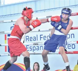  ?? FEDERACIóN ESPAñOLA DE BOXEO PHOTO ?? PETECIO ASSURED OF BRONZE. Tokyo Olympics silver medalist Nesthy Petecio secures a semifinal berth and is assured of a bronze medal after beating Sthelyne Grosy of France in the women’s -57kg division of the Boxam Elite Tournament in La Nucia in Alicante, Spain on Thursday night, February 1, 2024.