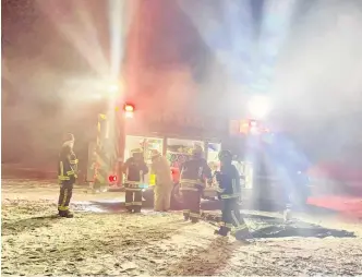  ?? CONTRIBUTE­D ?? Wolfville, Hantsport, Port Williams and Greenwich firefighte­rs attended a debris fire at a property on Gaspereau River Road in Avonport on March 1.