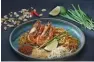  ??  ?? Pad Thai gung sod Php 1,500–1,999
persoN PRIVATE ROOMS