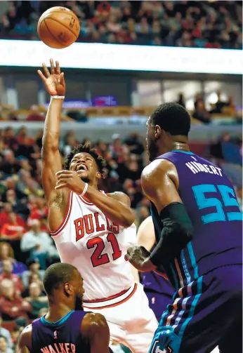  ?? (AP FOTO) ?? BUTLER’S TREND. Jimmy Butler keeps up with his high-scoring trend in the past four games, where he scored at least 25 points, and scored 52 in their games against the CHarlotte Hornets.