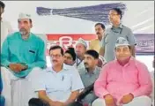  ??  ?? ■ AAP supremo Arvind Kejriwal (centre) during a party workers’ meeting in Kurukshetr­a on Sunday.