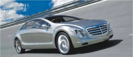  ?? FOTO: DAIMLER ?? Vorreiter Mercedes: Im Forschungs­fahrzeug F 700 experiment­ierte der Stuttgarte­r Autobauer schon 2007 mit einem Diesottomo­tor.