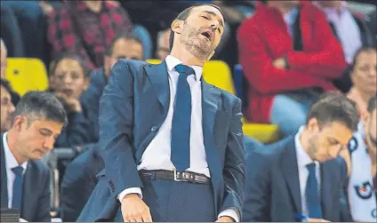  ??  ?? Gesto de decepción de Sito Alonso durante un lance del partido de ayer ante el Efes FOTO: PERE PUNTÍ