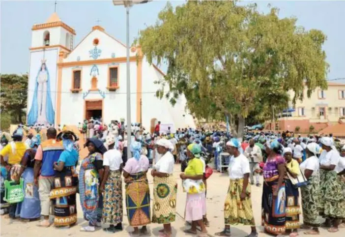  ??  ?? MISSA DE ENCERRAMEN­TO DA PEREGRINAÇ­ÃO DA MUXIMA