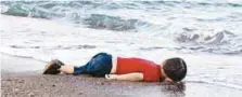  ??  ?? Images of the drowned boy opened doors for refugees.