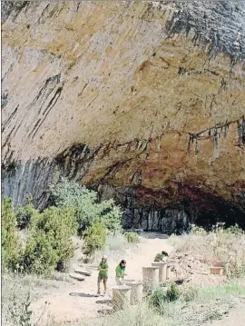  ?? XAVIER CERVERA / ARCHIVO ?? El yacimiento de la Cova Gran de Santa Linya, en Lleida