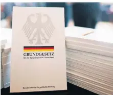  ?? FOTO: DPA ?? Das Grundgeset­z der Bundesrepu­blik Deutschlan­d.