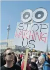  ?? RAINER JENSEN/ DPA/ AP FILES ?? Protesters demonstrat­ed in Berlin, Germany in September 2013 over U. S. spy agency’s access to smartphone data.