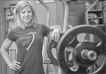  ?? CP PHOTO ?? Monique Richard is seen in a gym in Montreal. The first woman to climb to the top of Canada’s highest mountain in a solo trek says her biggest fear came when she fell into a dangerousl­y deep crevice.