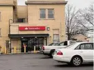  ?? Luther Turmelle / Hearst Connecticu­t Media ?? The Santander Bank branch at the intersecti­on of Grand Avenue and Ferry Street in New Haven. The Boston-based bank has announced it will close branches in Hartford and Manchester during April. The two branches are part of its network of 17 locations in the state.