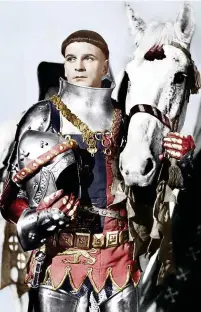  ??  ?? Laurence Olivier in Henry V. Shakespear­e’s depiction still dominates views of Agincourt