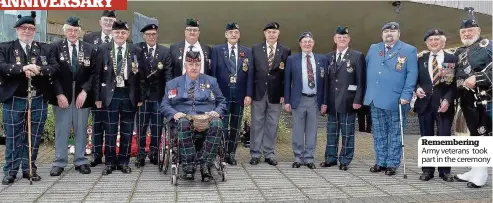  ??  ?? Rememberin­g Army veterans took part in the ceremony