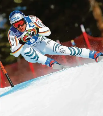  ?? Foto: Witters ?? Thomas Dreßen, hier während des Trainings in Lake Louise, geht mit der Empfehlung von zwei Weltcupsie­gen in die neue Saison. Vor allem der Erfolg in Kitzbühel hat für Aufsehen gesorgt.