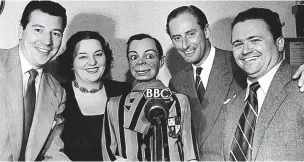  ?? ?? Max Bygraves, Hattie Jacques, Archie Andrews, Peter Brough and Harry Secombe