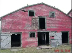  ?? — Submitted photo ?? A photo taken in 2010 shows a barn at Leonard Ruby’s home in Kilbride before it was torn down. The barn once housed dairy cattle.